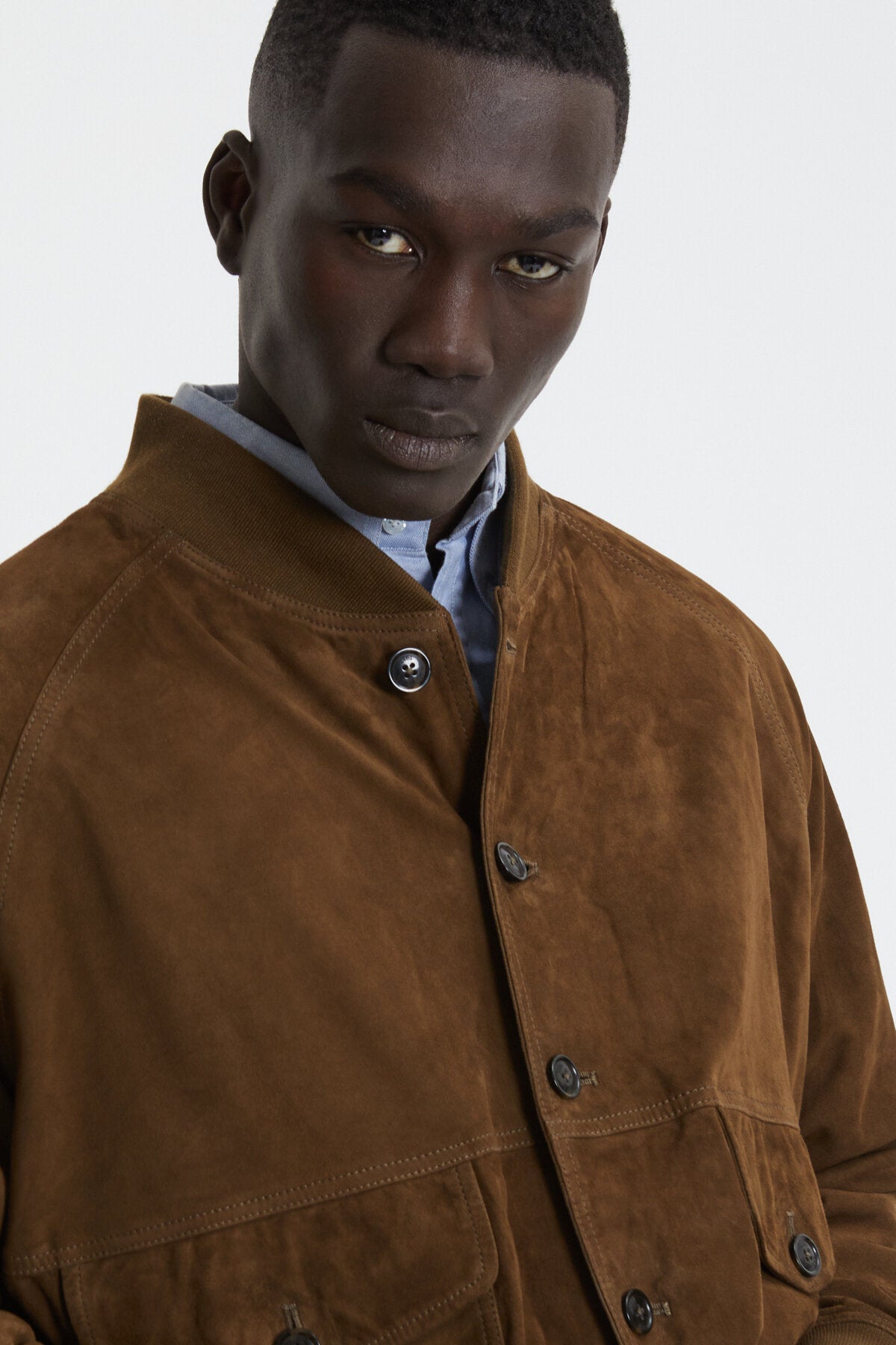 Veste En Daim Charles Jourdan Taille 38 - Couleur Olive, Style Chic Vintage, Très Bon état Occasion